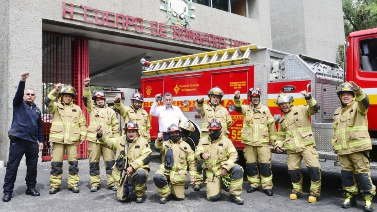 Día del Bombero: ¿cuánto ganan los “tragahumo” en México?